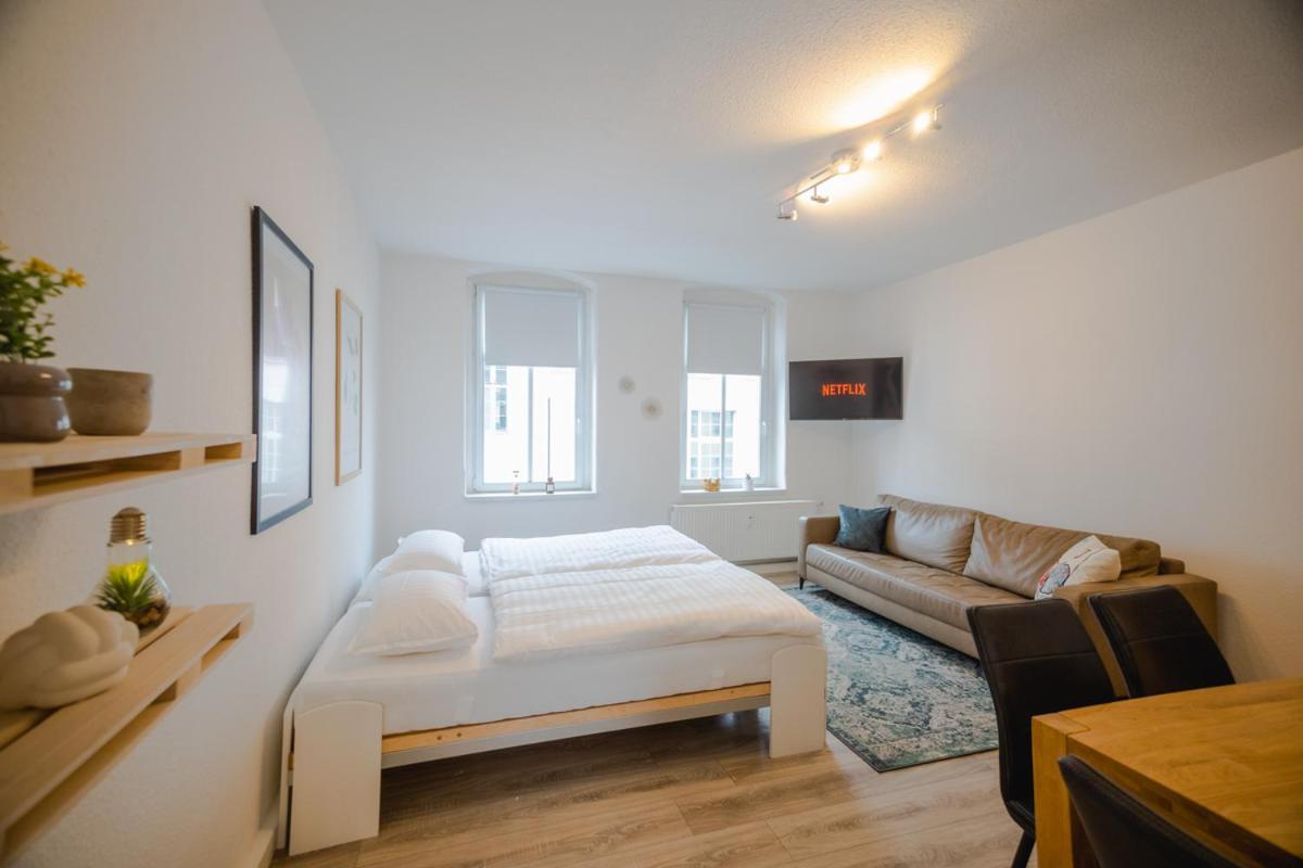 Ferienwohnung Laura In Gera Fuer Bis Zu 4 Personen - Neu Renoviert Luaran gambar
